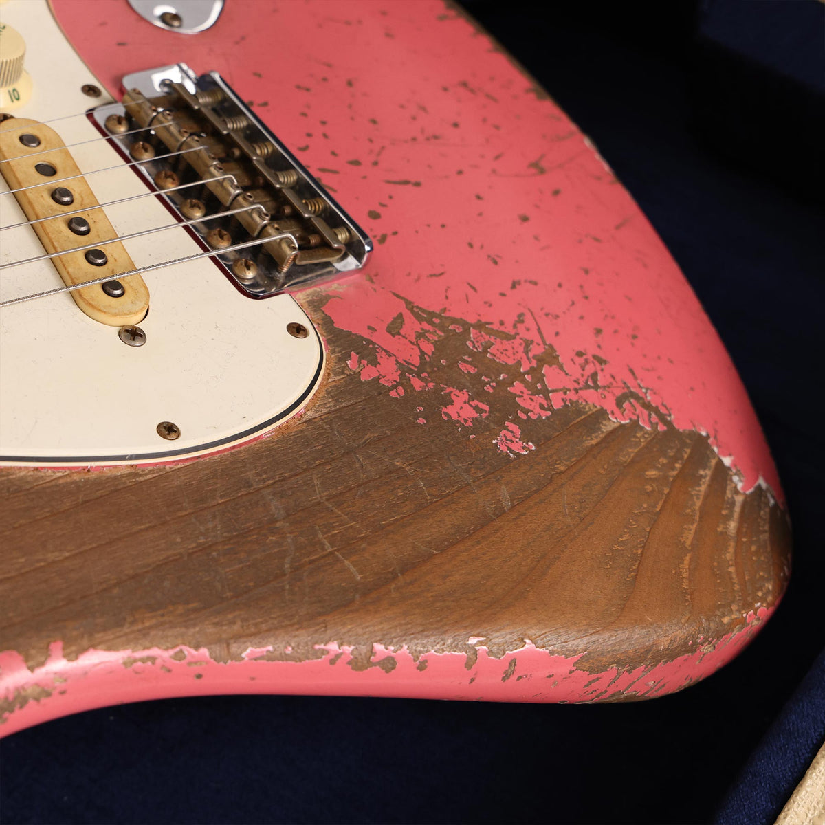 Fender Custom Shop 1962 Stratocaster Ultimate Relic Roasted Alder Stratocaster Masterbuilt Jason Smith Faded Coral Pink